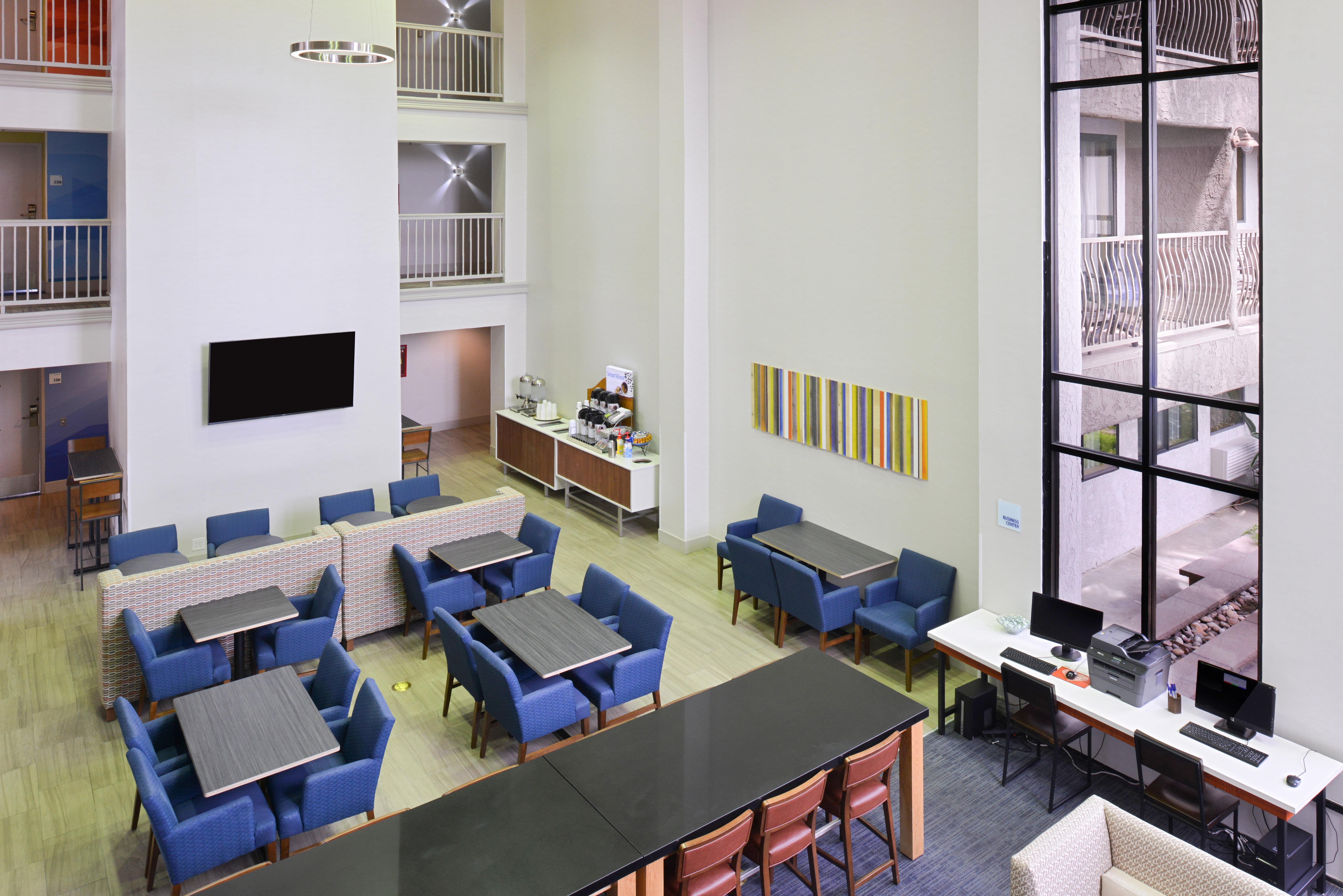 Holiday Inn Express Palm Desert By Ihg Buitenkant foto