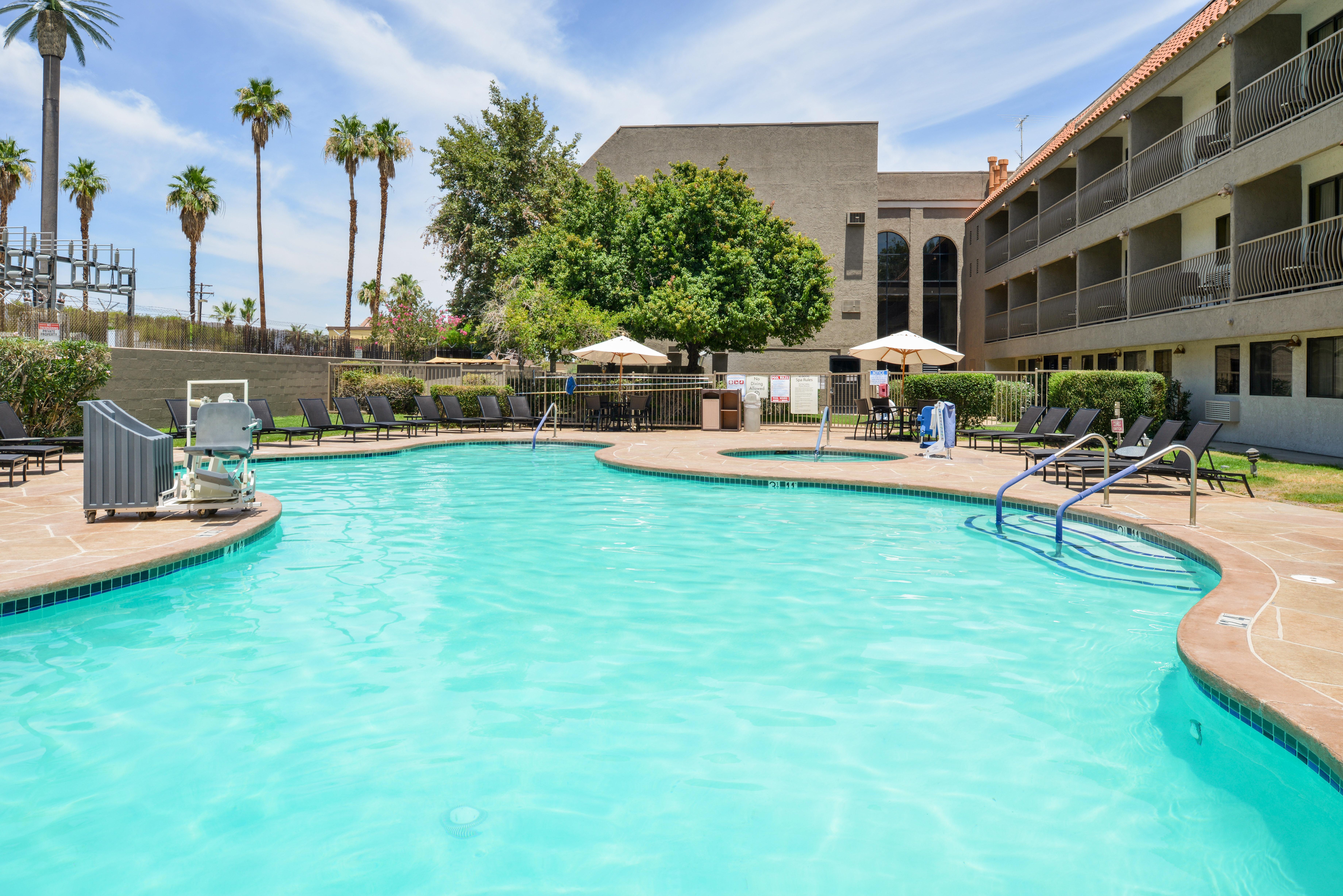 Holiday Inn Express Palm Desert By Ihg Buitenkant foto